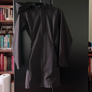 Stormtech Black Long Women’s  Raincoat XS